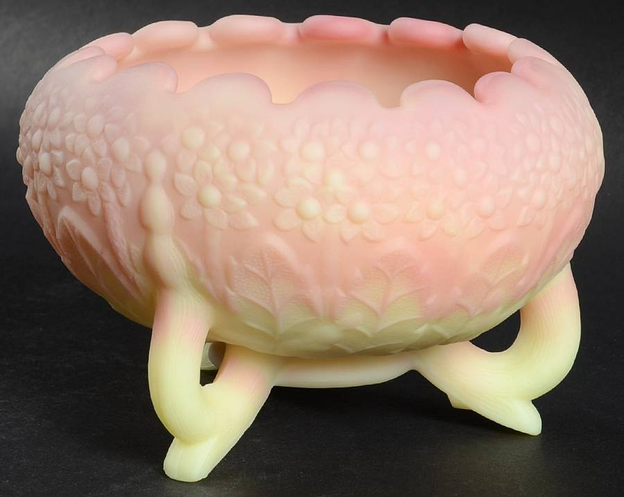 Burmese Satin Three-Toed Bowl by Fenton-1