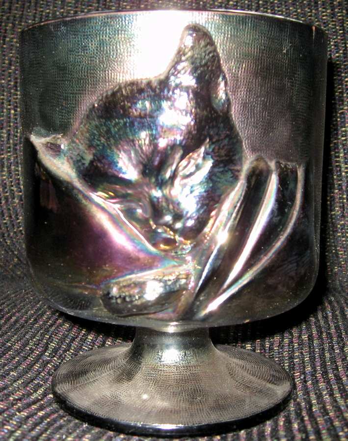 Chessie Candy Jar No Lid by Fenton-1