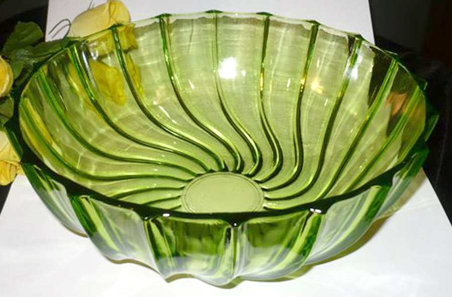 Rhythm Green 9" Round Bowl by Federal Glass -1
