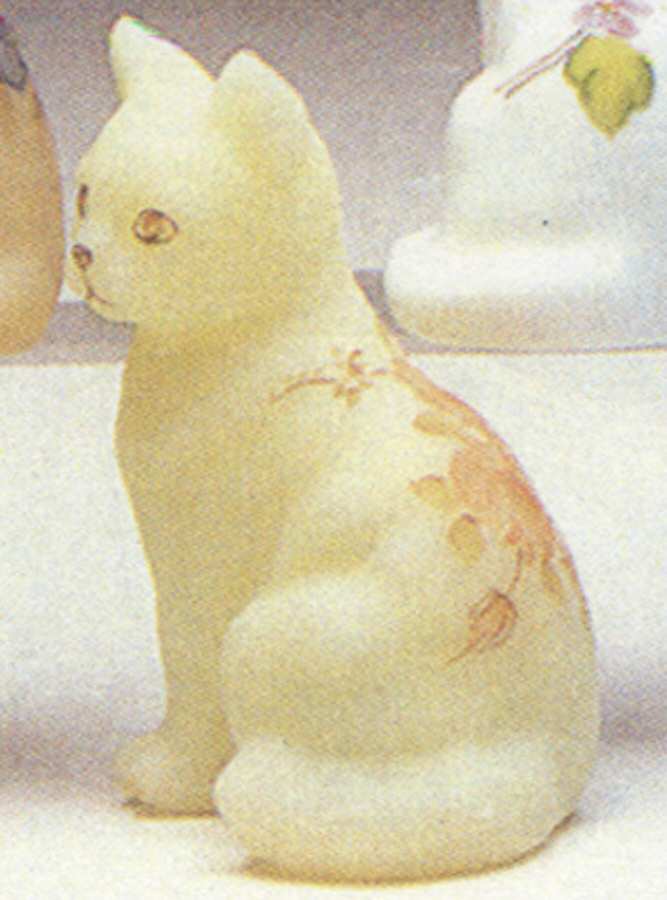 Roses on Custard Satin #5165 Sitting Cat by Fenton-1