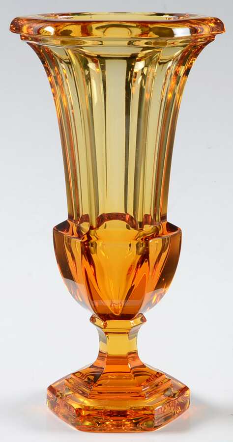 WIZ2 8" Flower Vase by Winterthur-1