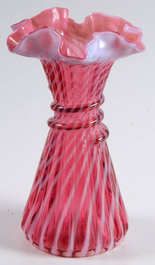 Qvc Exclusives #C18604 (Cv1193c) 11" Spiral Optic Vase by Fenton-1