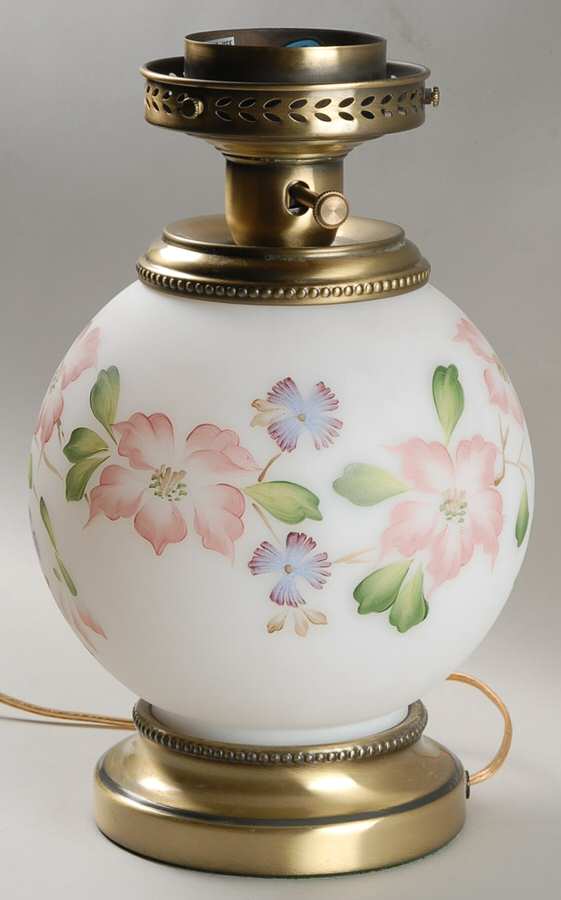 7580Y2 Gone with the Wind Lamp No Globe Or Chimney by Fenton-1
