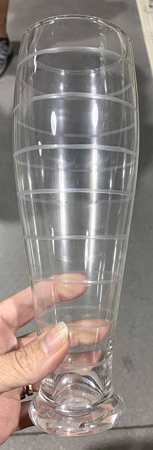 Medallion Pilsner Glass by Fifth Avenue-1
