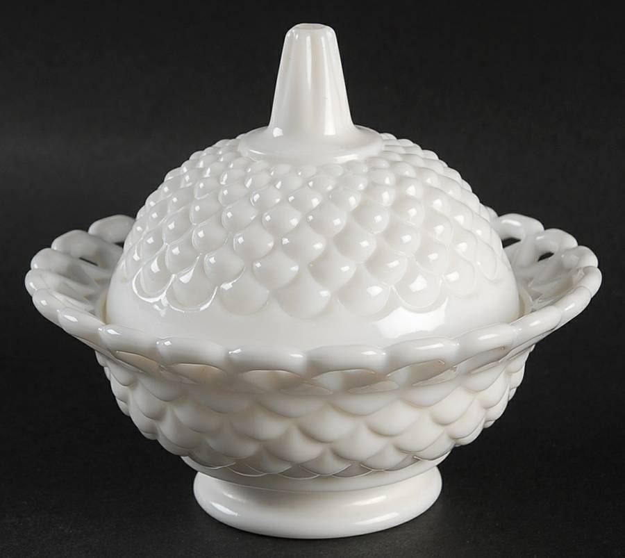 2679 Milkglass Round Puff Box with Lid by Fostoria-1