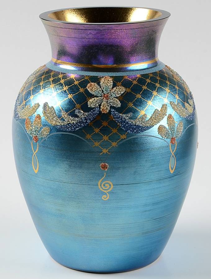 Favrene 6" Flower Vase by Fenton-1