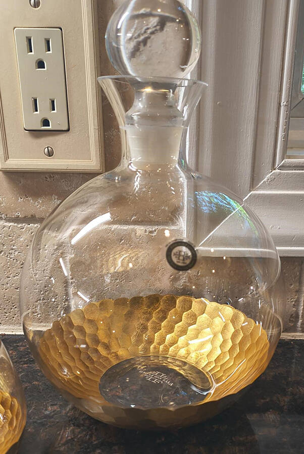 Daphne Gold Decanter & Stopper by Fitz and Floyd-1