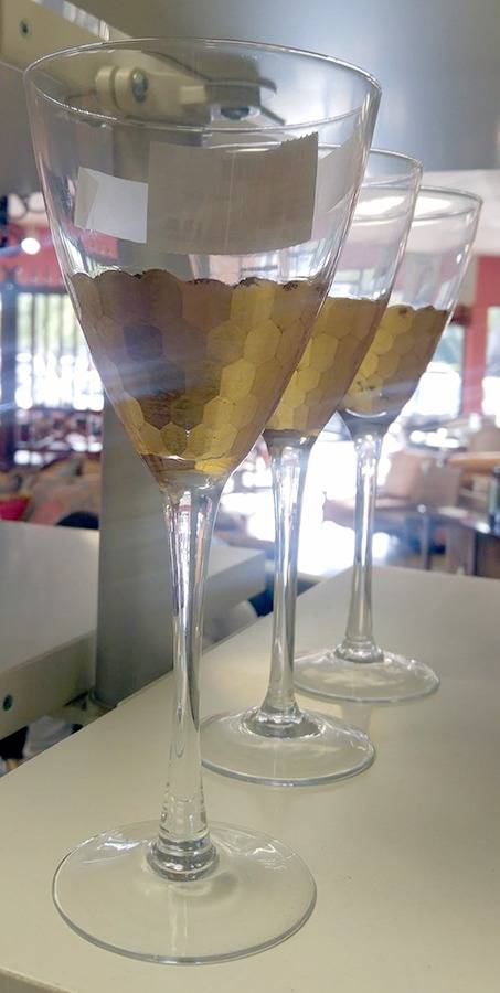 Daphne Gold White Wine by Fitz and Floyd-1