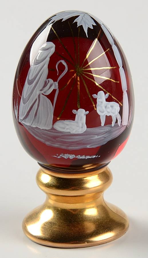 Manger Scene Egg by Fenton-1