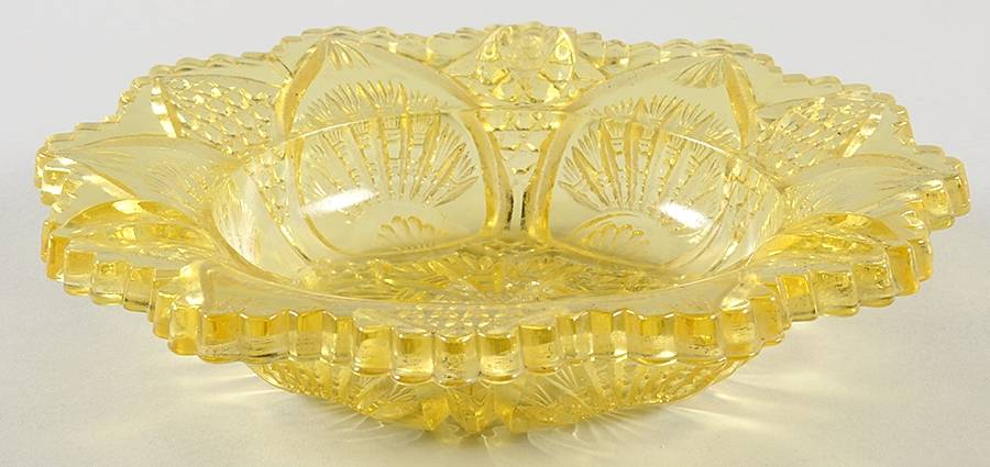 Topaz-Non Opalescent 7" Ashtray by Fenton-1