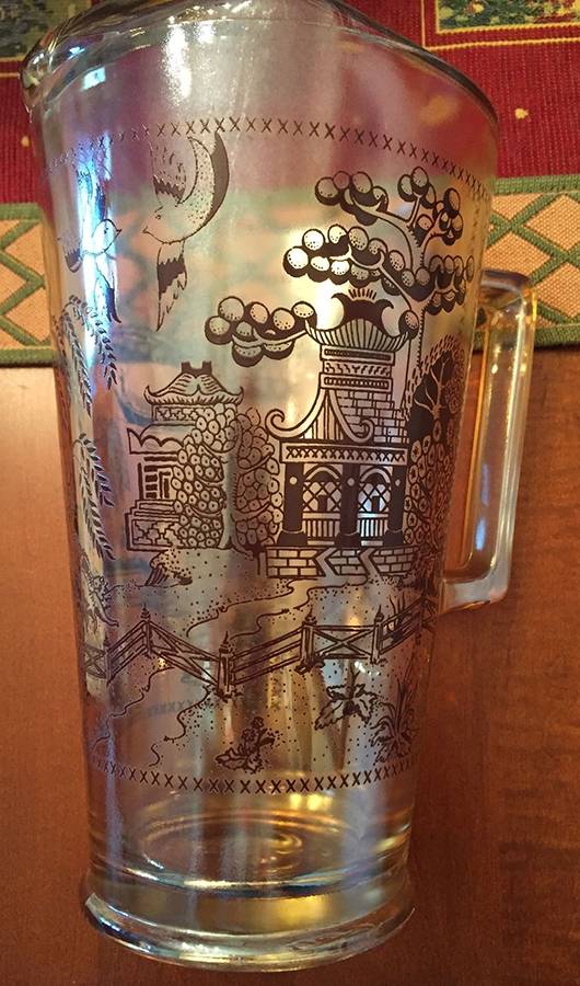 Willow-Brown (Stitched Border) Pitcher by Federal Glass -1