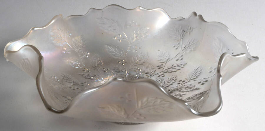 Holly White Carnival 9" Round Crimped Bowl by Fenton-1