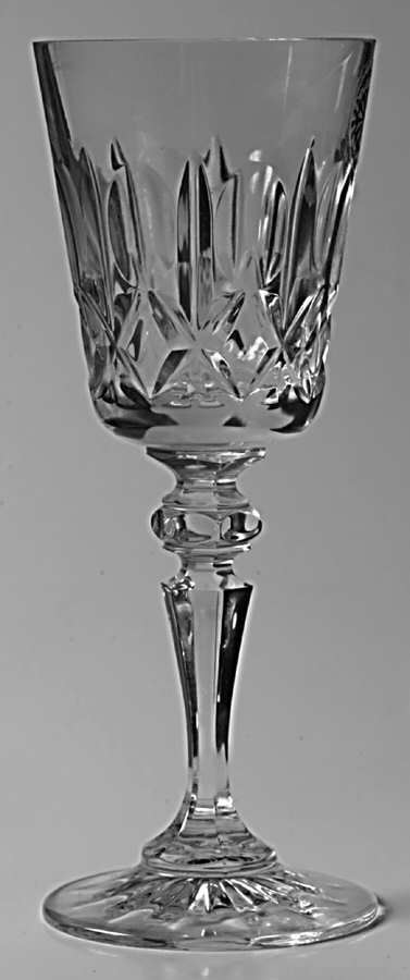Aran (Newer, Sq Bowl, Cut Base) Cordial Glass by Galway-1