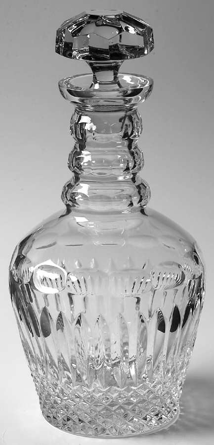 Claddagh (Older, Square Bowl) Wine Decanter & Stopper by Galway-1