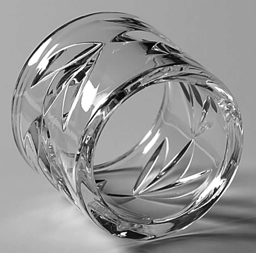 Leah (Newer) Napkin Ring by Galway-1