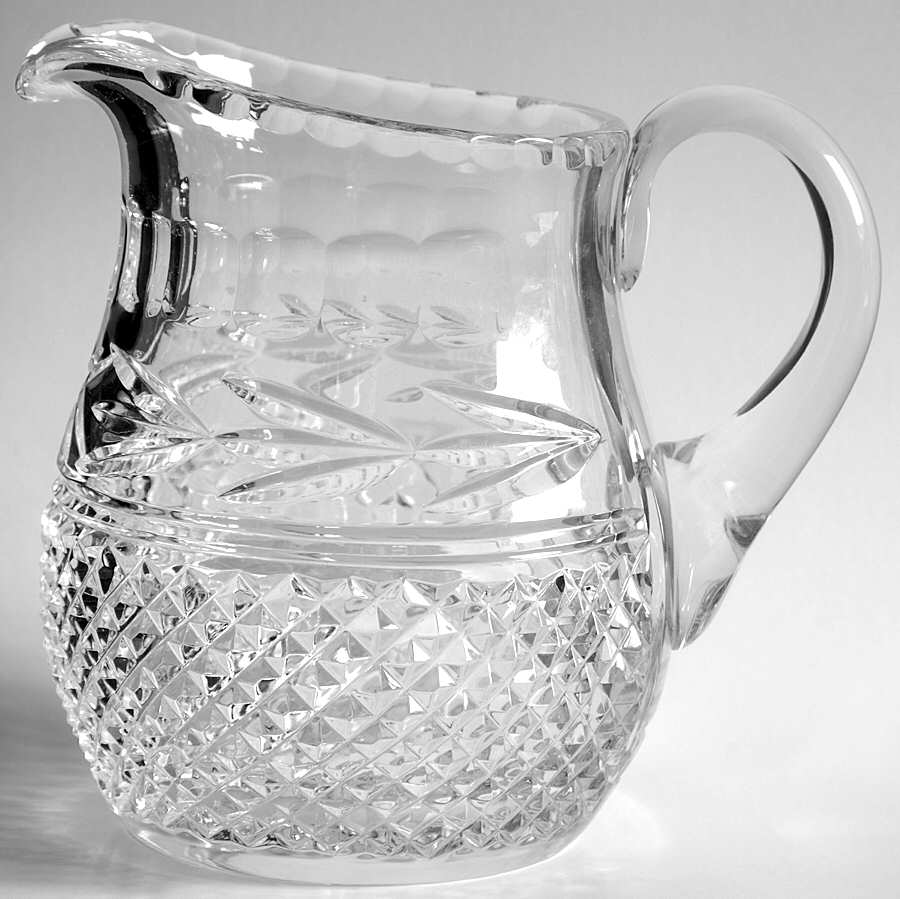 Leah (Newer) 32 Oz Pitcher by Galway-1