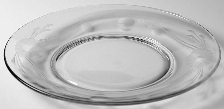 1500-1 Luncheon Plate by Glastonbury - Lotus-1