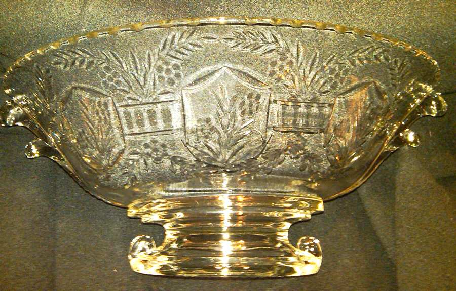 67-3 11" Console Bowl by Glastonbury - Lotus-1