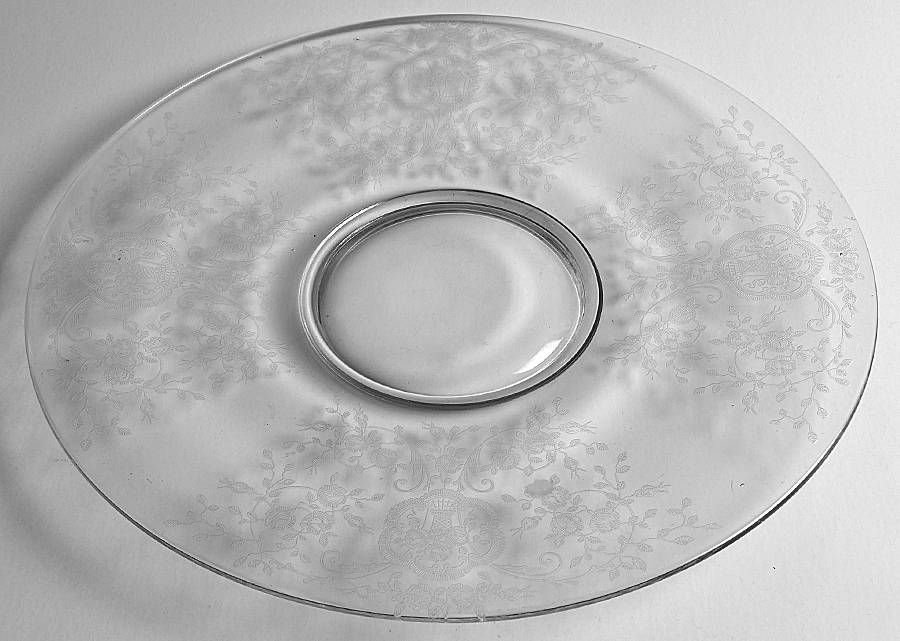 Bridal Bouquet (Stem #35) Torte Plate by Glastonbury - Lotus-1