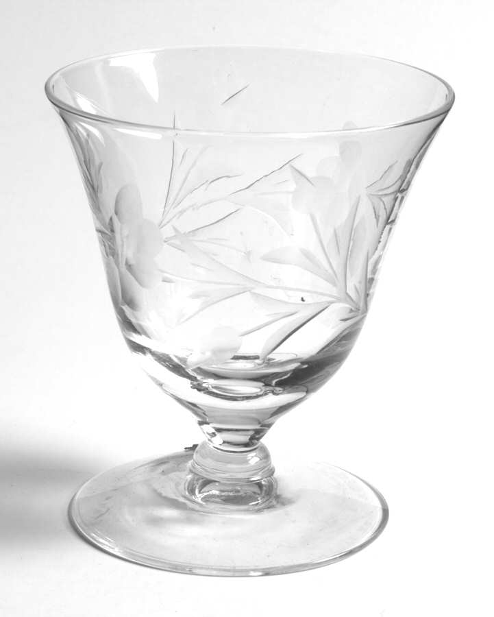 Carnation Oyster or Fruit Cocktail by Glastonbury - Lotus-1