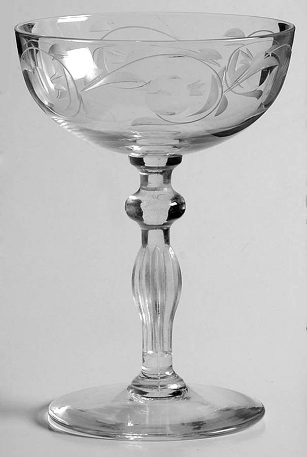 Chantilly Champagne/Tall Sherbet by Glastonbury - Lotus-1
