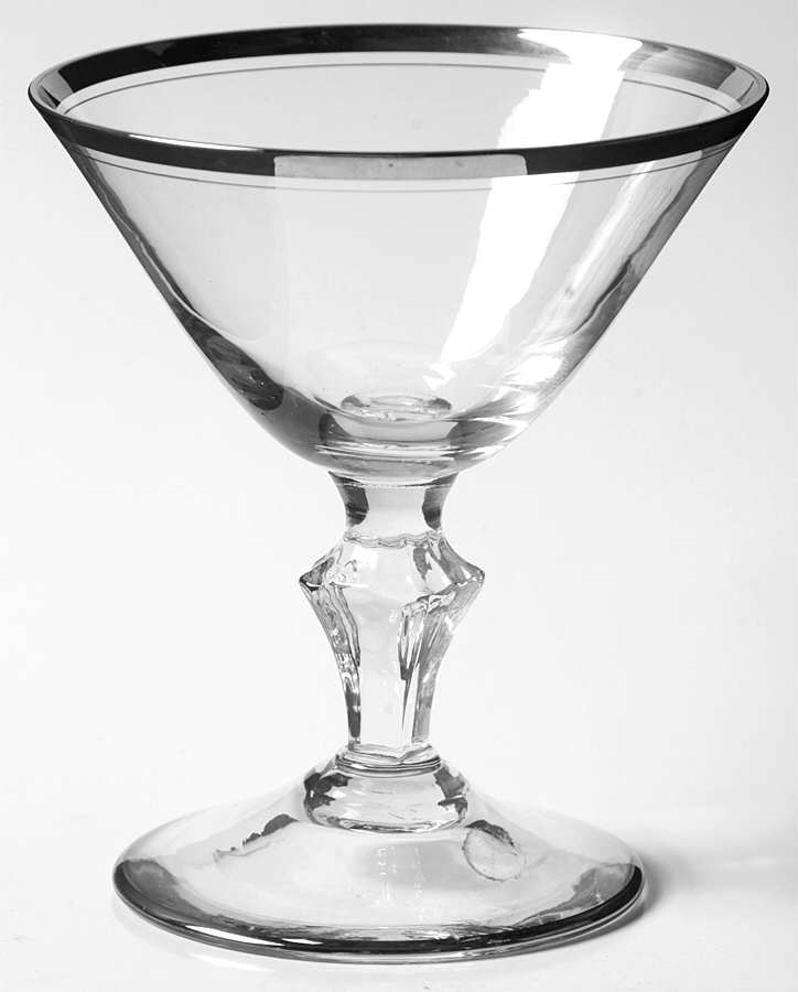 Colonial 92 (Platinum Trim) Champagne/Tall Sherbet by Glastonbury - Lotus-1