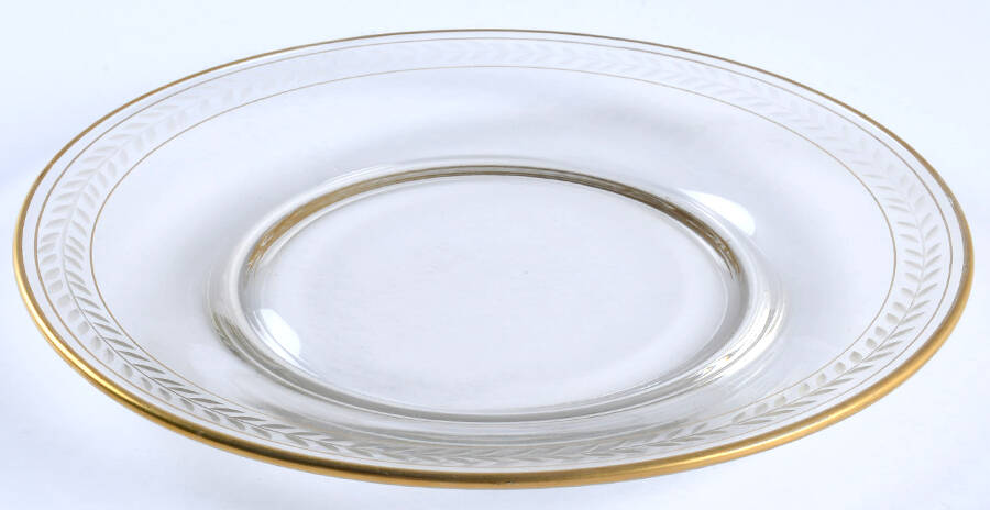 Grenoble (Stem #35) Luncheon Plate by Glastonbury - Lotus-1