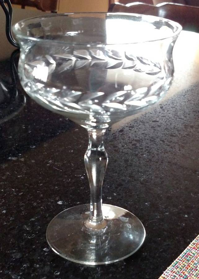 Laurel Wreath Champagne/Tall Sherbet by Glastonbury - Lotus-1