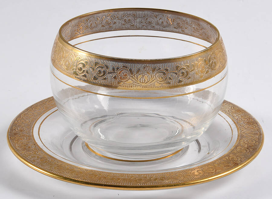 Rambler Rose 35 Gold (Non Optic) Mayonnaise Bowl and Underplate by Glastonbury - Lotus-1