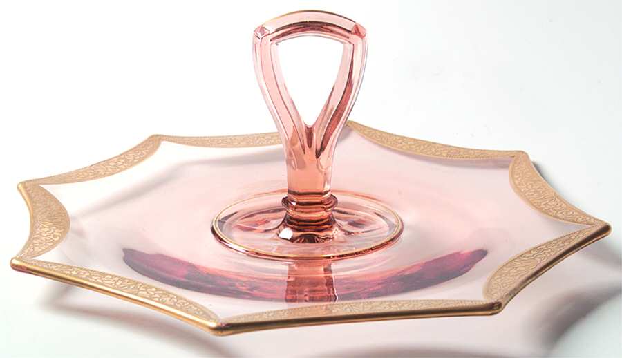 Rambler Rose 35 Rose Tint Center Handle Tray by Glastonbury - Lotus-1