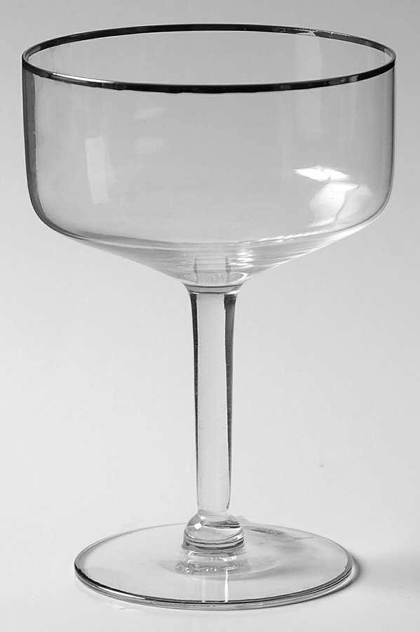 Regal Champagne/Tall Sherbet by Glastonbury - Lotus-1