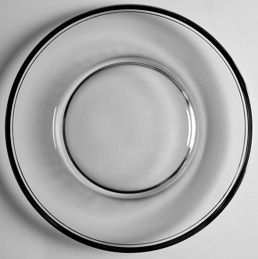 Romance Luncheon Plate by Glastonbury - Lotus-1