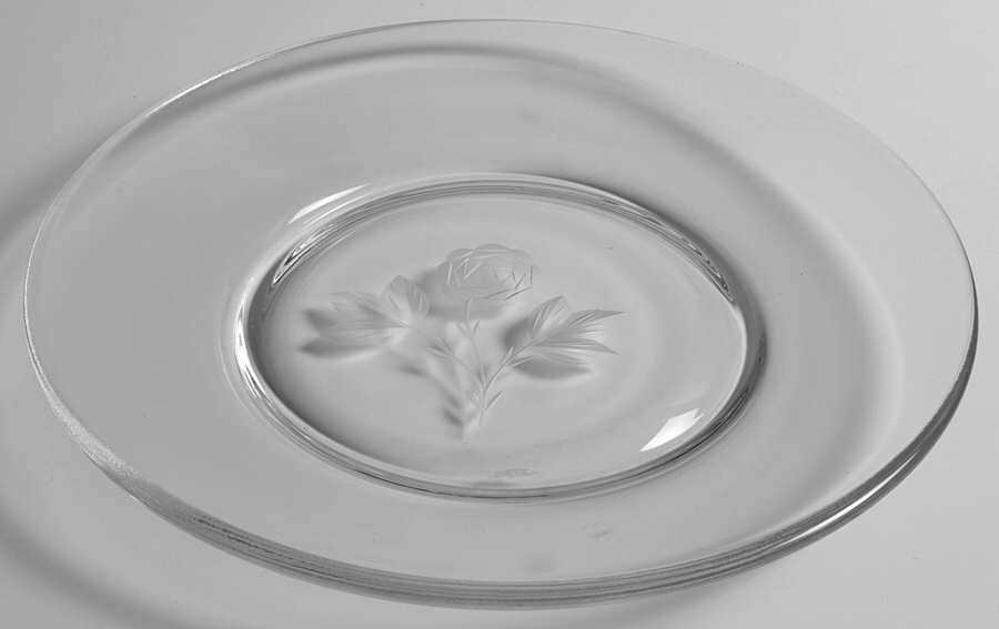 Rose (Cut, Stem #L15) Luncheon Plate by Glastonbury - Lotus-1