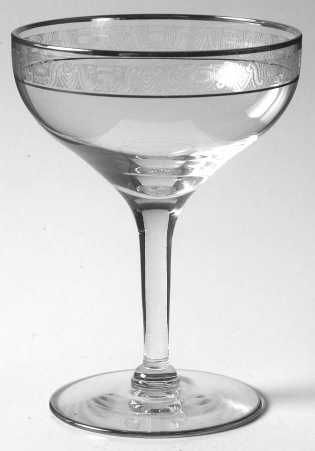 Transition Platinum Champagne/Tall Sherbet by Glastonbury - Lotus-1
