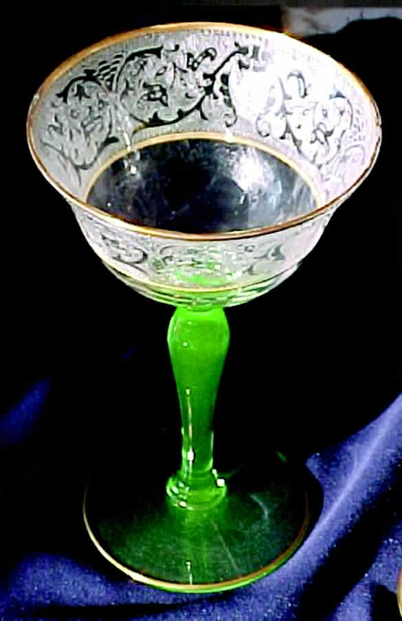 Decoration 889 Green (Gold Trim) Champagne/Tall Sherbet by Glastonbury - Lotus-1