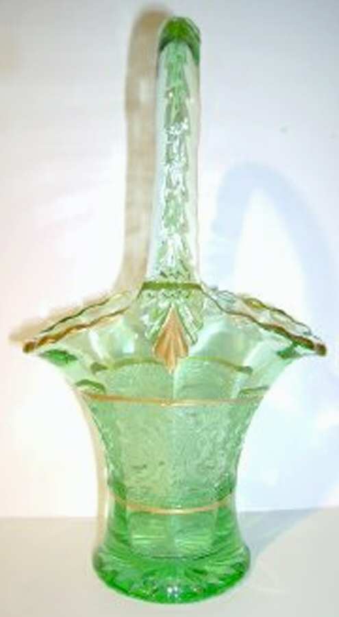 Decoration 889 Green (Gold Trim) 7" Basket by Glastonbury - Lotus-1