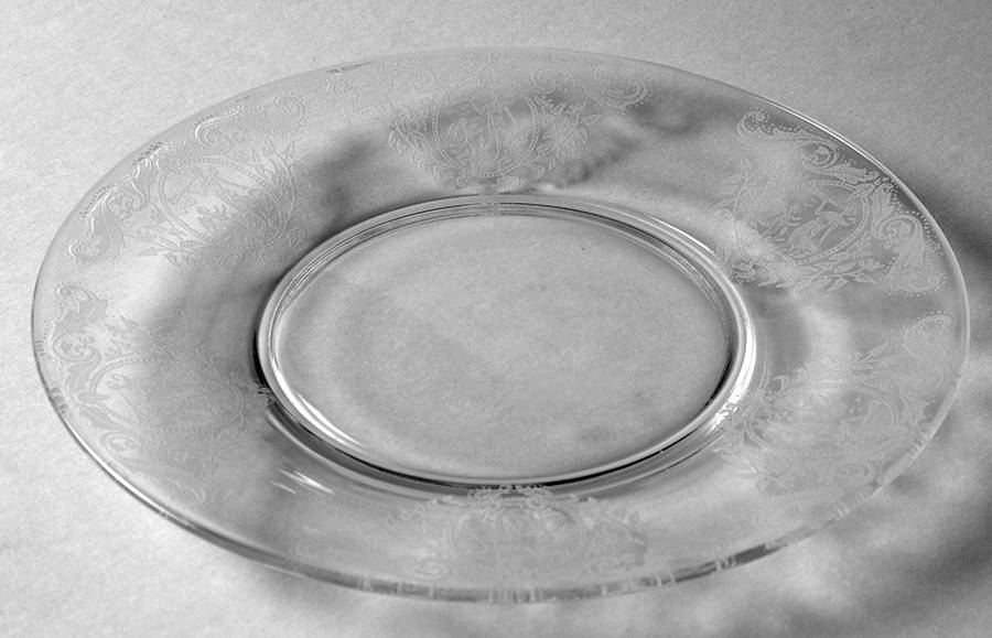 Springtime Luncheon Plate by Glastonbury - Lotus-1