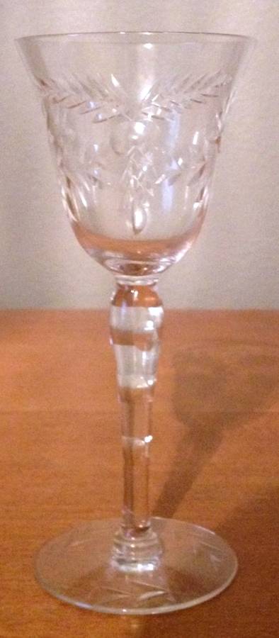 Majesty (Stem 35) Water Goblet by Glastonbury - Lotus-1