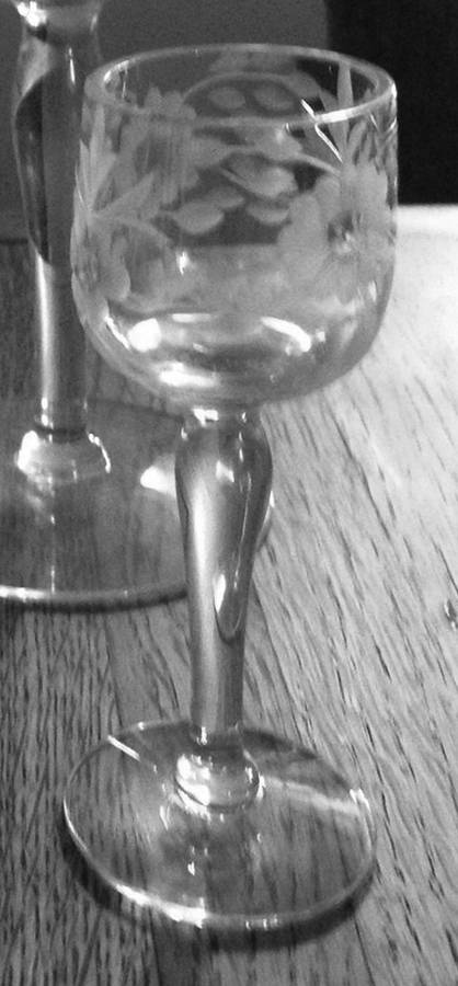 1500-31 Cordial Glass by Glastonbury - Lotus-1