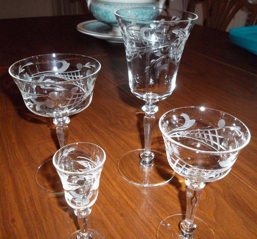 2011-3 Water Goblet by Glastonbury - Lotus-1