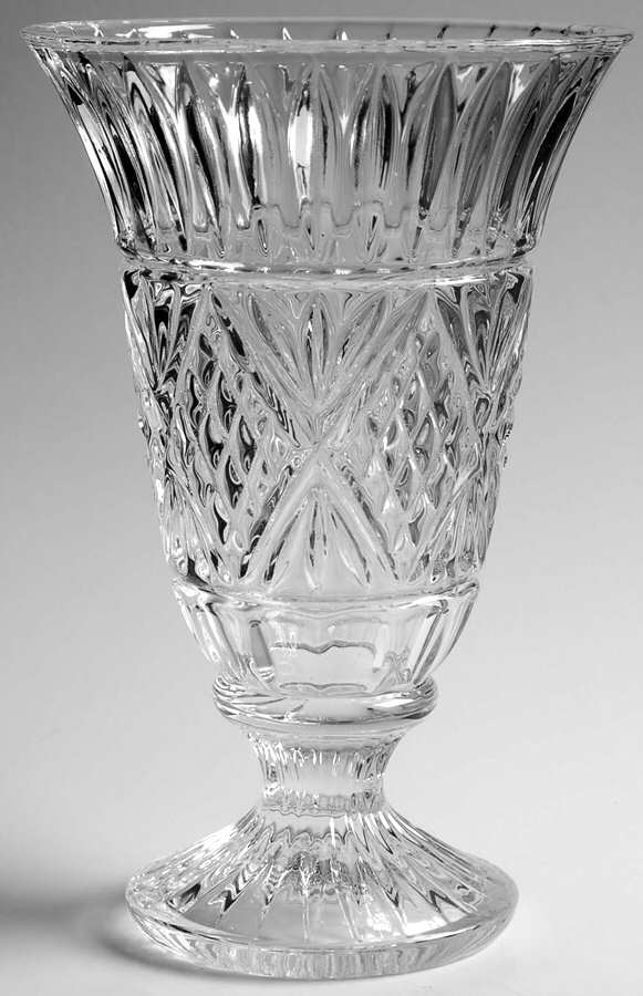 Dublin 7" Flower Vase by Godinger-1