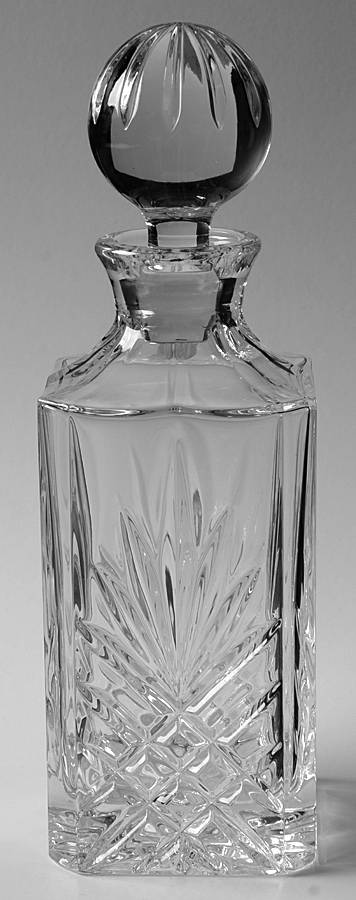 Dublin Whiskey Decanter & Stopper by Godinger-1