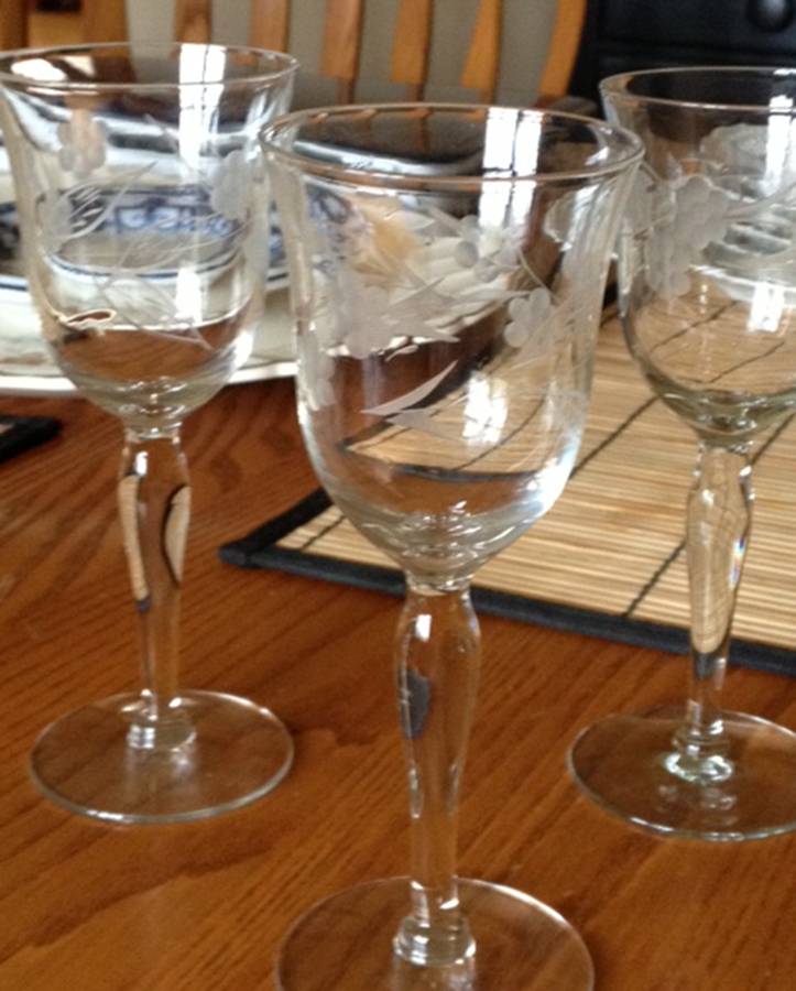 36-13 Cordial Glass by Glastonbury - Lotus-1