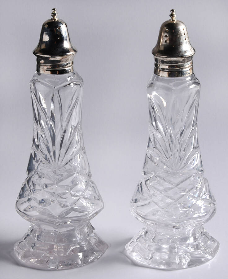 Pineapple Collection Footed Shaker Set & Metal Lids by Godinger-1