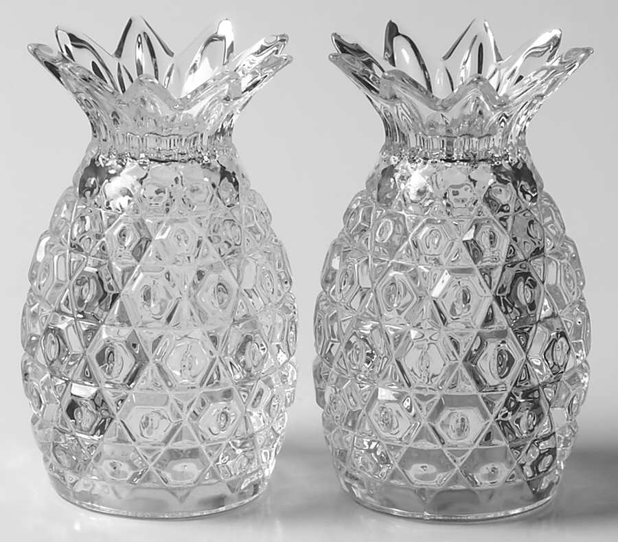Pineapple Collection Stoppered Shaker Set by Godinger-1
