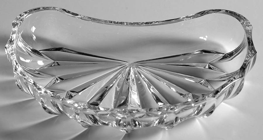 Pineapple Collection Crescent Salad Plate by Godinger-1