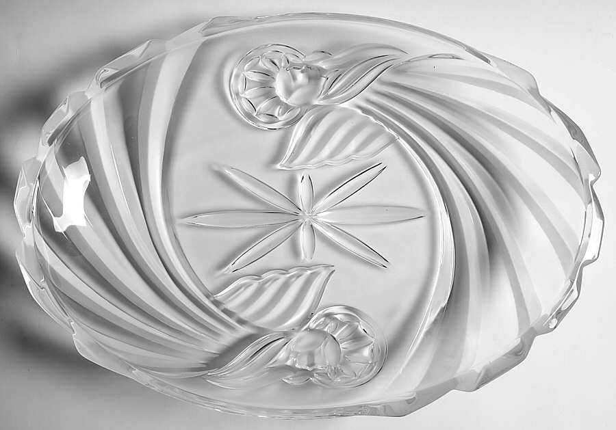 Holiday Traditions Collection 16" Oval Platter by Gorham Crystal-1