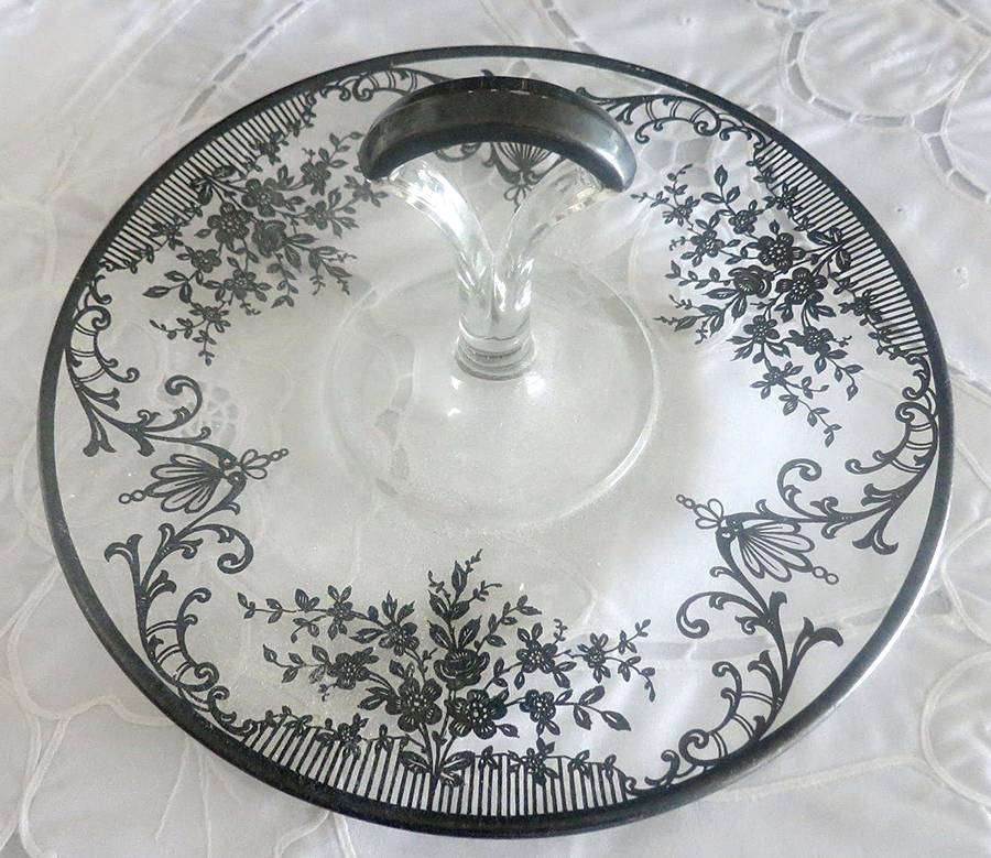 Lola Clear Center Handle Tray by Glastonbury - Lotus-1