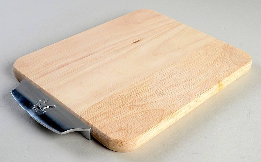Reindeer Wood Cheese Board by Gorham Crystal-1