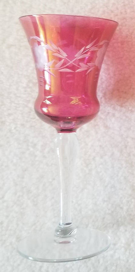 3720-9 Ruby Wine Glass by Glastonbury - Lotus-1